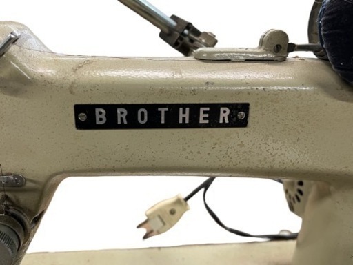 NO.1202【傷汚れ多め】BROTHER ブラザー TA2-B621 工業用ミシン SINGER シンガー ミシン台 中古 ジャンク品 NO.1202【傷汚れ多め】BROTHER ブラザー TA2-B621 工業用ミシン SINGER