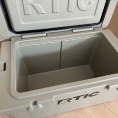 rtic クーラーボックス　45QT