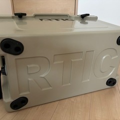 rtic クーラーボックス　45QT