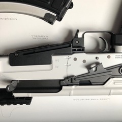 東京マルイ　次世代電動ガン　ak47 ホワイトストーム