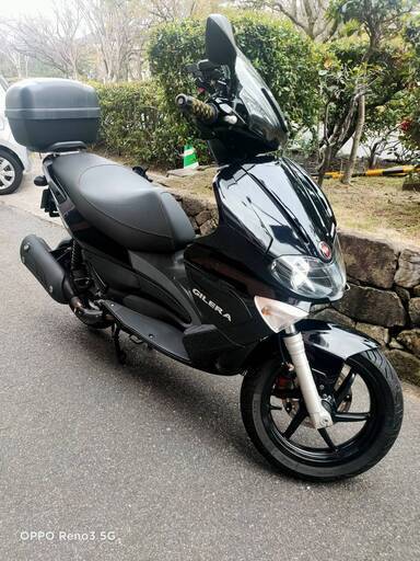 爆速ピアジオ　ジレラランナーST200　4スト　トップケース付き　USB2ポ－ト装備　グリップヒーター装備