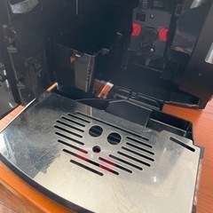 デロンギ　全自動　コーヒーマシン　エスプレッソ マシン