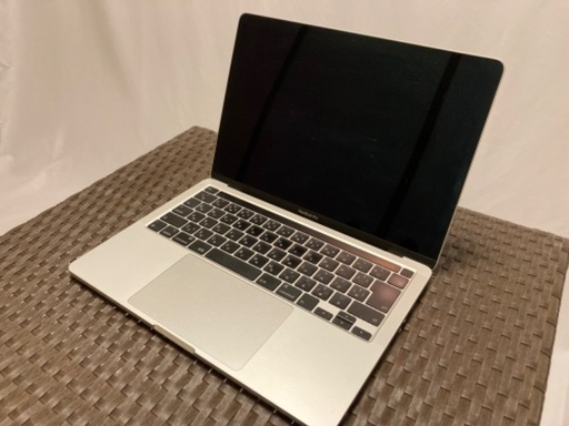 ⭐️使用歴浅いMacBook pro 2020年モデル　i5 8G  ssd256GB 13インチ　クアッドコア　i5
