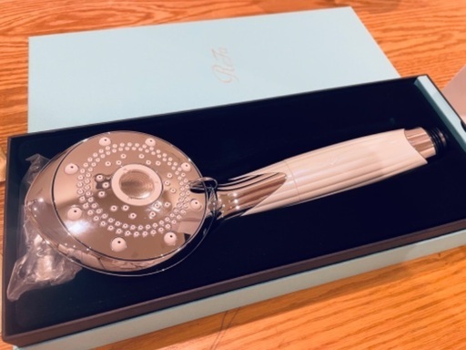 自取25000円　Refaシャワーヘッド　リファファインバブルS