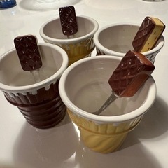 アイスクリームカップ　スプーン付き