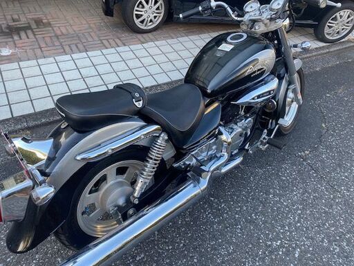 ヒョースンGV125　レストアにどうぞ　エンジンかかりますが、不動です。 ヒョースンGV125 レストアにどうぞ エンジンかかりますが、不動です。