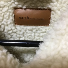 earthのジャケットです(^.^)