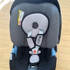 Cybex ベビーシート　トラベルシステム