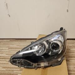 アクア ヘッドライト 中期 左 ☆アクア 前期 中期 LED 純正左ヘッドライト 美品！