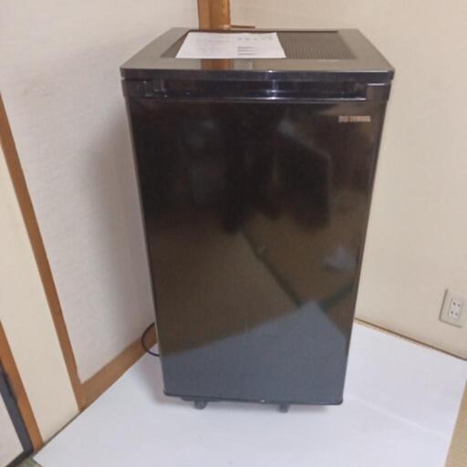 配送可能　ノンフロン冷凍庫　IUSD-6A