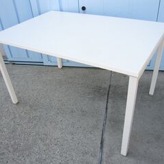 会議テーブル　ホワイト　1200ｘ800　ウチダ製　