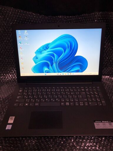 Lenovo ideapad 330-15IKB・2018年9月1日製・薄型＆大画面15.6インチ液晶搭載オールインワンノートPC・最新Windows11(23H2版）＆Microsoft Officeインストール済・メモリー8G・バッテリー使用可