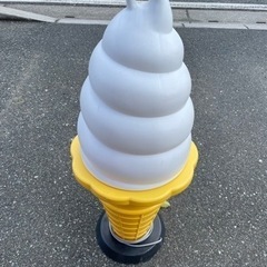 □中古品 TOMI スジャータ ソフトクリームスタンド ランプ オブジェ