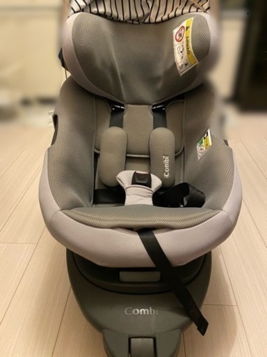 combi回転式チャイルドシート THE S Air ZB690