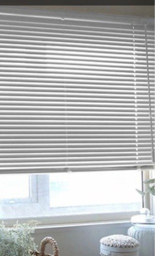 再入荷　アルミブラインド　ホワイト　②  　UVカット　断熱