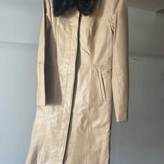 ✨美品✨ジャケット レザーコート レディース  牛革   上質 ロングコー