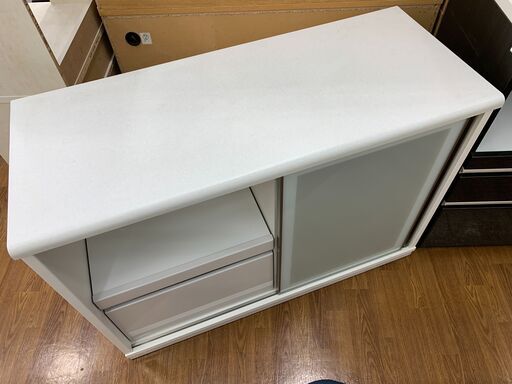 【ニトリ】【キッチンカウンターガラス扉付】【トレファク所沢店】