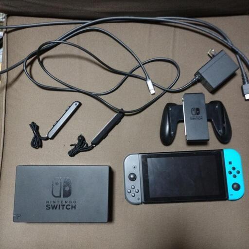 ニンテンドーSwitch  1月24日まで15000円で出品