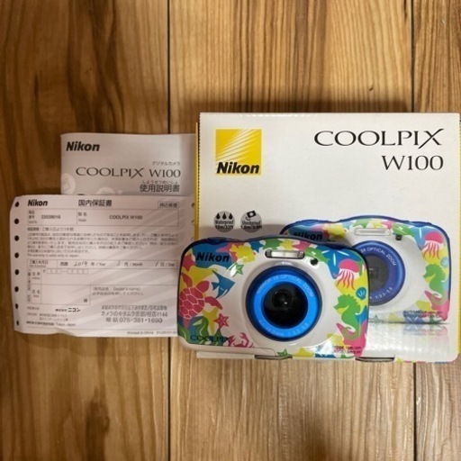 Nikon  デジカメ
