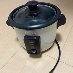 1.5合ミニ炊飯器　早いもの勝ちです。