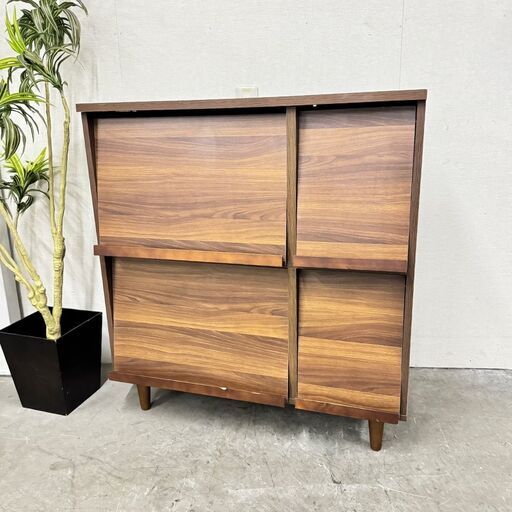 15790   北欧２段キャビネット フラップ扉 本棚 収納棚   ◆大阪市内・東大阪市他 5,000円以上ご購入で無料配達いたします！◆ ※京都・高槻・枚方方面◆神戸・西宮・尼崎方面◆奈良方面、大阪南部方面　それぞれ条件付き無料配送あり！
