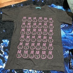 うさぎのTシャツ