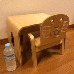 【無料】乳児～幼児用の机椅子セット