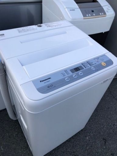 市内配送設置無料　パナソニック Panasonic NA-F60B12 全自動洗濯機 6kg シルバー]