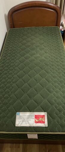 英国王室 愛用 シングルベッド 　新品60万円 前後  大幅値下げ