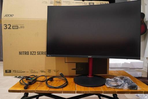 【再値下げしました】31.5型 ゲーミングモニター 湾曲 165Hz Acer