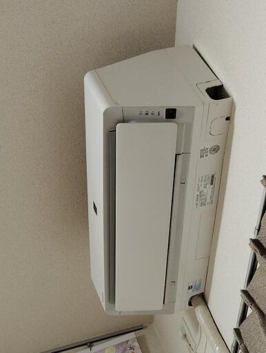 エアコン、室外機