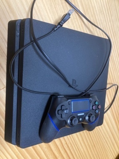 PS4 コントローラー付き＆ソフト4本❗️