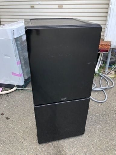 市内配送無料　森田電工 MORITA DENKO MR-F110MB-K [冷蔵庫（110L・右開き） ブラック]