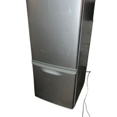 【ジ0124-59】　 中古品ですが新品6万でかなり綺麗な冷蔵庫...