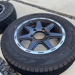 ジムニー　スタッドレスタイヤ売ります