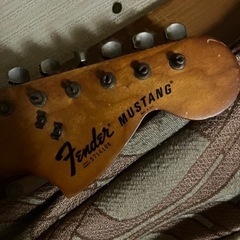 fender USA mustang