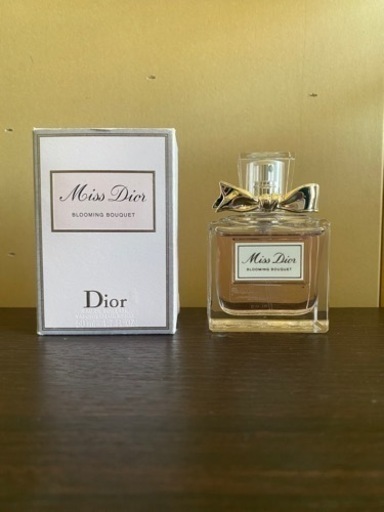 値下げ　dior 香水