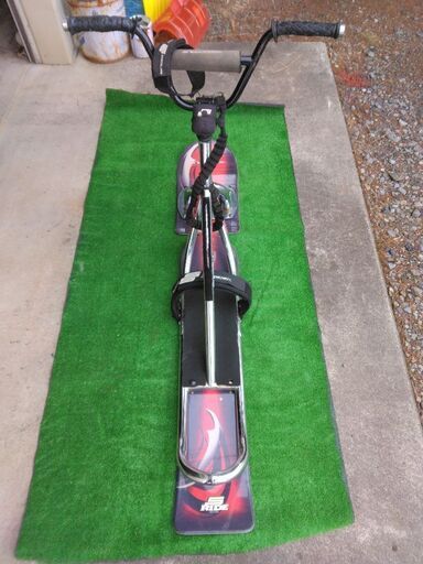 スノースクート（レッド) 中古になります。 スノースクート（レッド