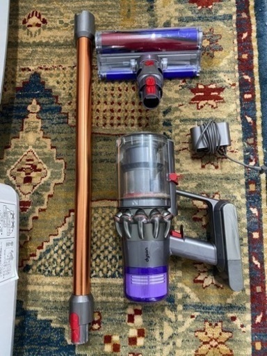 配送可能　保証付き　ダイソン Dyson SV14FFCOM [Dyson V11 Fluffy