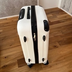 お取引者決定しました。スーツケース Mサイズ