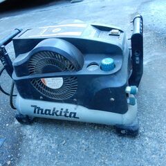 マキタ　コンプレッサー　ＡＣ460ＸＬ