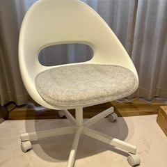 IKEA 回転チェア　椅子　白