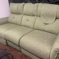 「完全無料」草津市にソファーを差し上げます