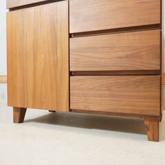 ISSEIKI(一生紀)のBASK(バスク)ウォールナット材 サイドボードです