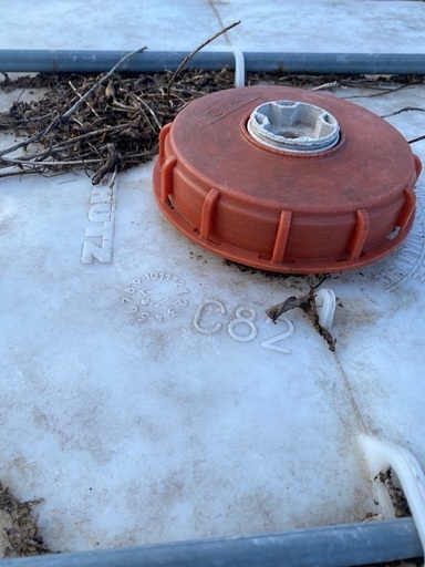 貯水タンク 1650liter？×2