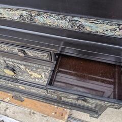 李朝家具伝統工芸　螺鈿細工　黒漆塗　チェスト　整理箪笥　洋服たんす　朝鮮美術　豪華絢爛