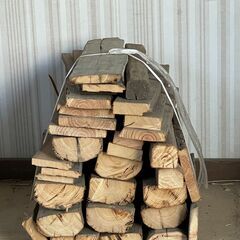薪⑥　廃木材を薪用にカット済