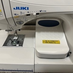 JUKI エクシード ドレスメイク HZL-F400JP　押えキット・ワイドテーブル付き 