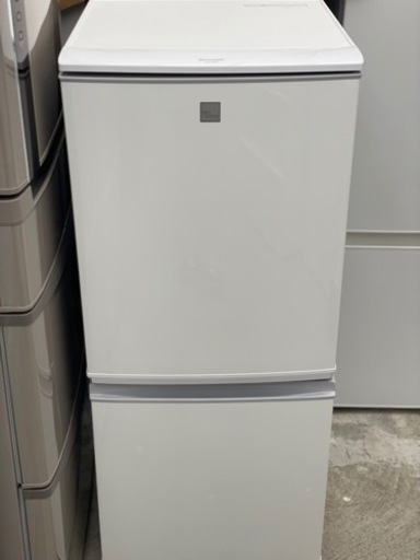 送料・設置込み可　冷蔵庫　137L  SHARP 2020年
