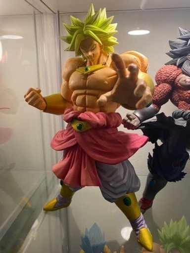 ドラゴンボール　ブロリーフィギュア